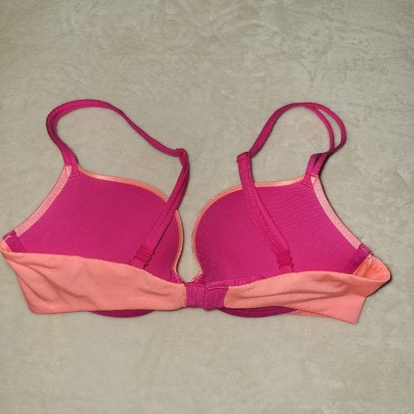 VS Very Sexy Padded Demi bra 32C - Picture 2 of 4